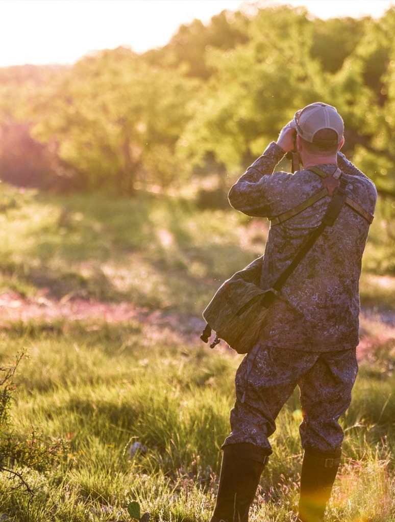 WHEN TO CALL FOR WHITETAIL BUCKS